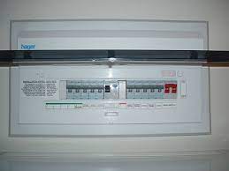 3 REASONS WHY YOU NEED A NEW FUSE BOX AND CONSUMER UNIT REPLACEMENT IN NAIROBI KENYA